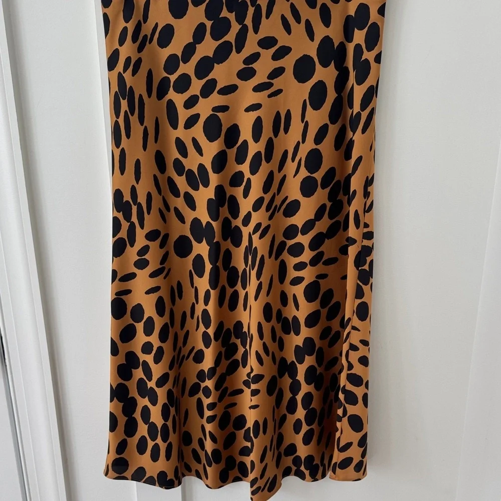 J Crew Pull-on slip skirt in wavy dots Size L